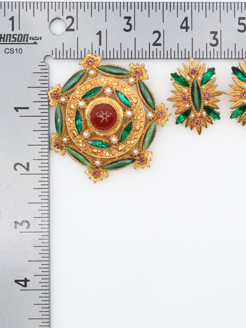Vintage ART Arthur Pepper Renaissance Revival Brooch Clip-on Earrings Set 1960s - Picture 9 of 9